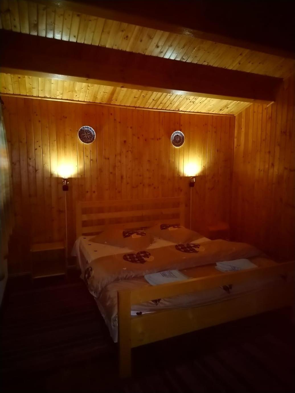 Hotel Casutele Likas Lacu Roșu Habitación foto